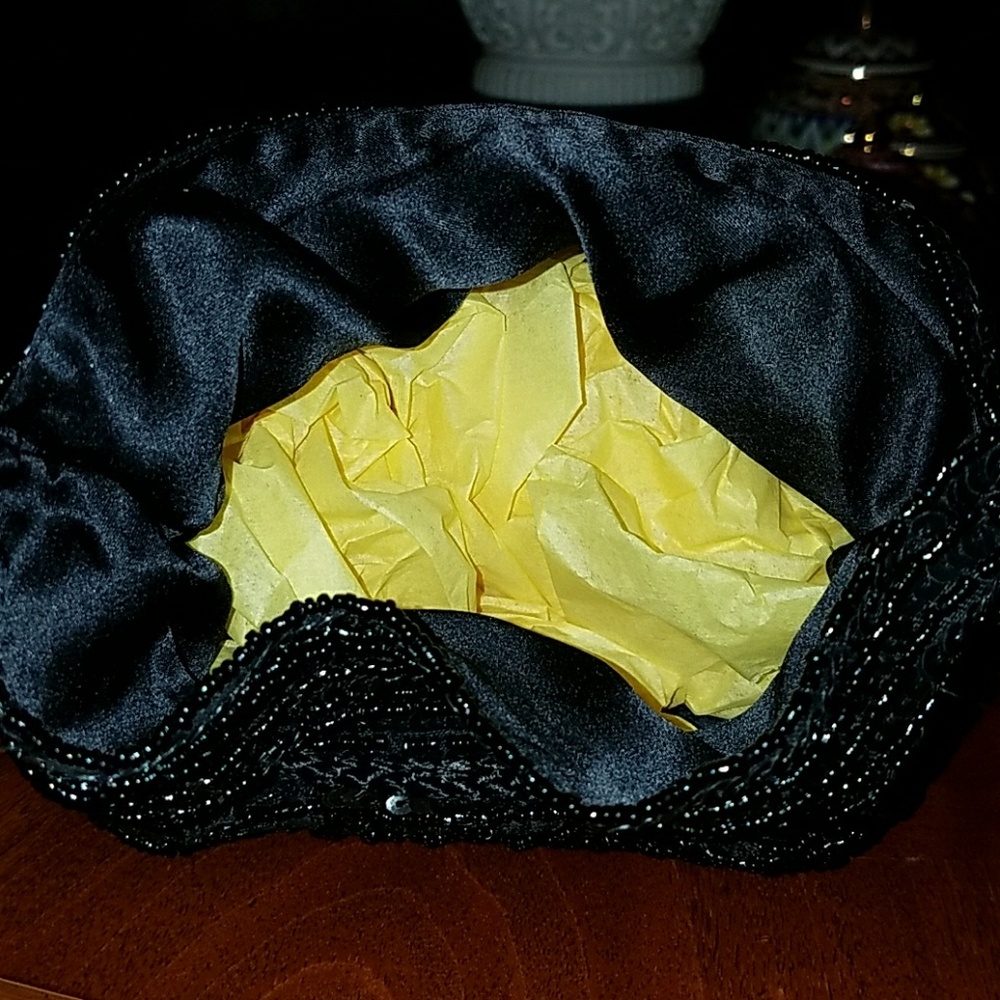 Sequence Drawstring Small Purse (Nwot) - image 4